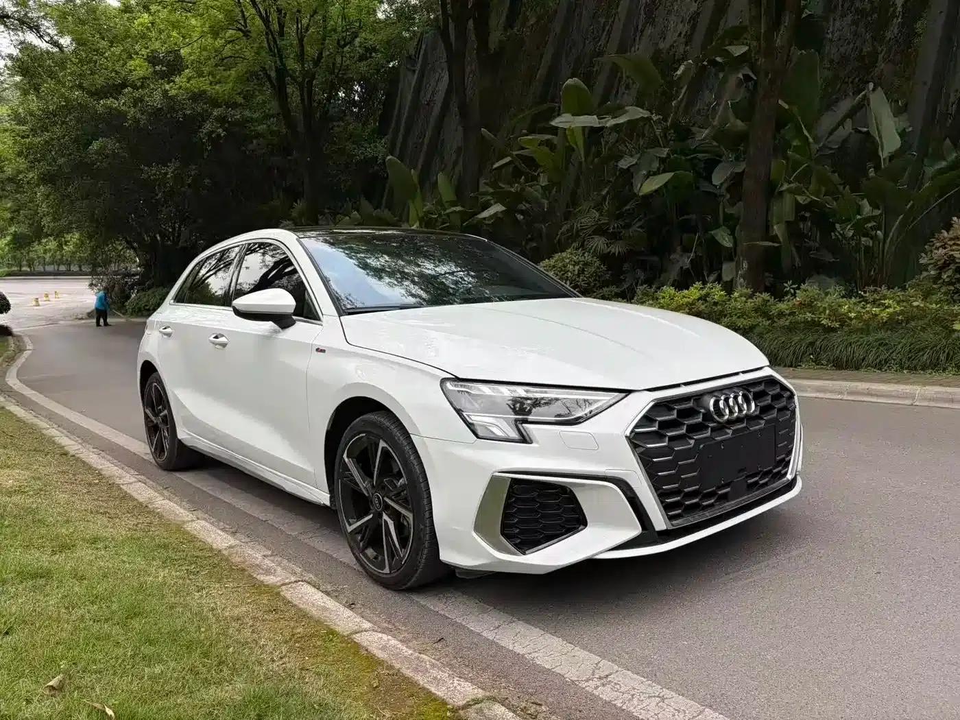 Audi A3 2024 Sportback 35 TFSI Fashion Sport — миниатюра 3