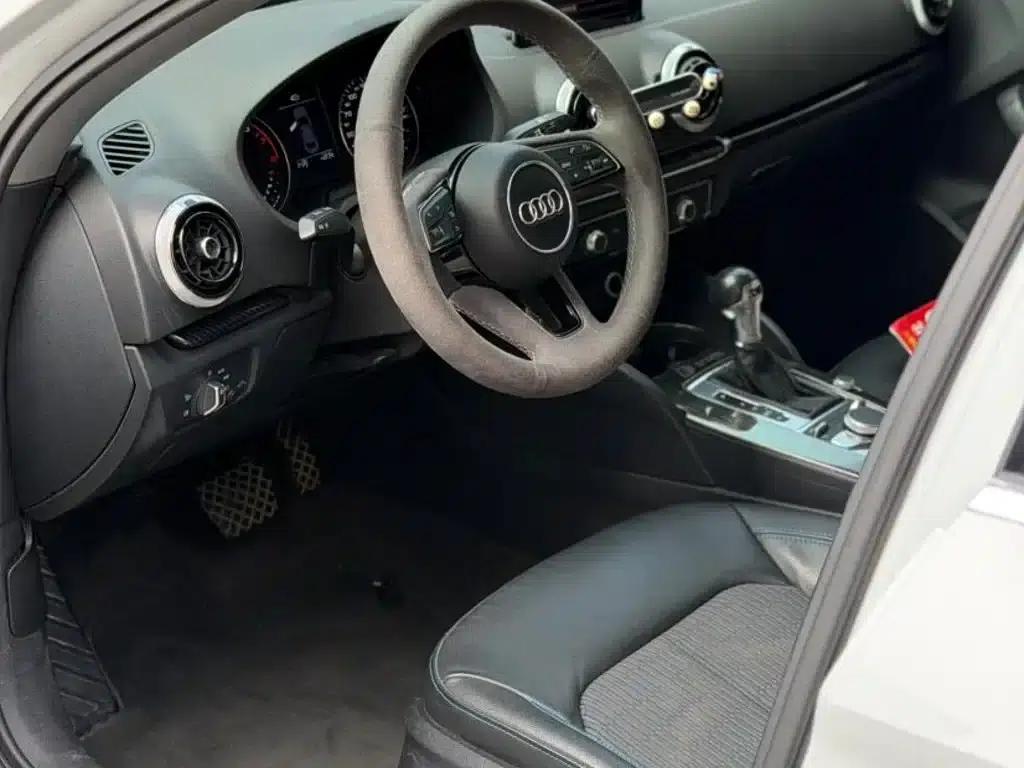 Audi A3 2017 Limousine 35 TFSI Fashion Edition — миниатюра 2