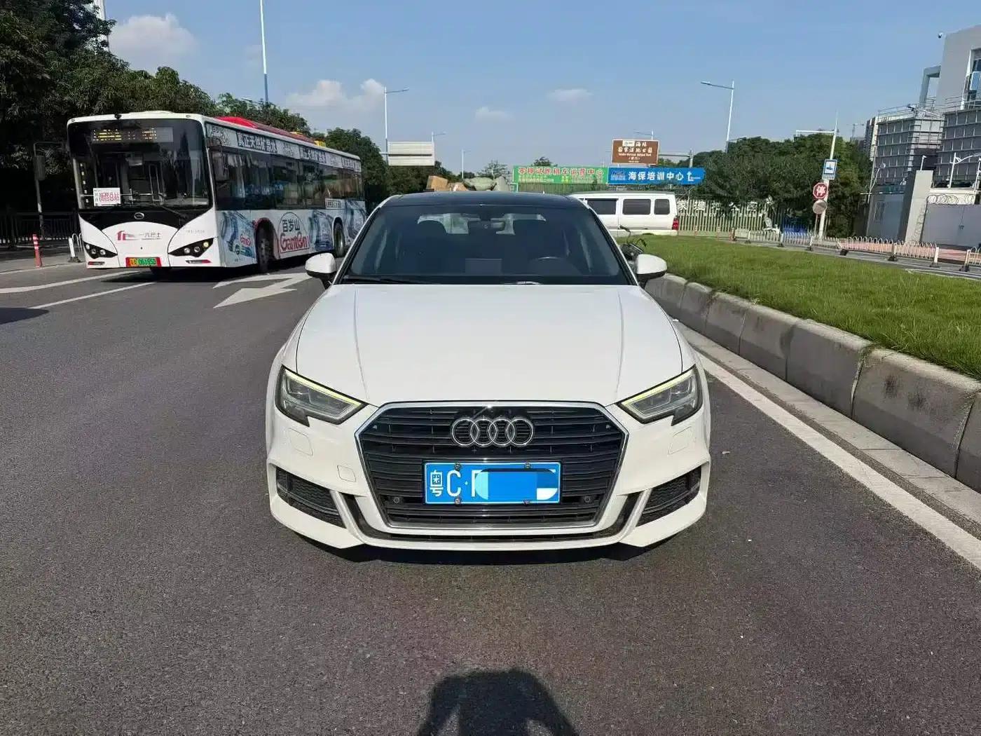 Audi A3 2018 30th Anniversary Edition Limousine 35 TFSI Sport — миниатюра 2