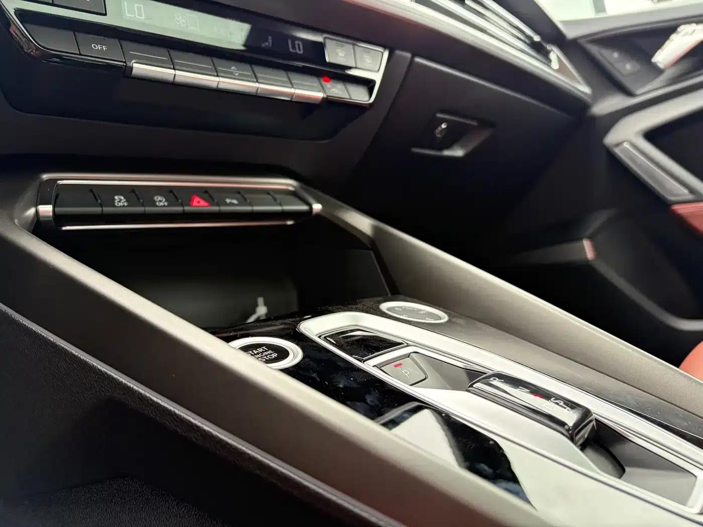 2026 Audi A3 A3L Limousine 35TFSI Flying Spur Luxury Edition — миниатюра 6