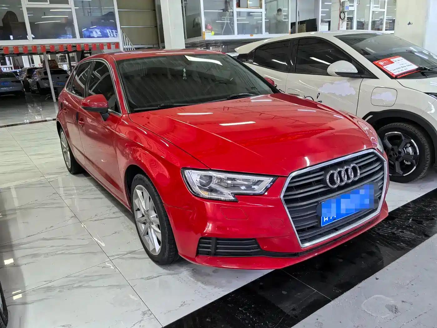Audi A3 2018 30th Anniversary Edition Sportback 35 TFSI Progressive — миниатюра 3