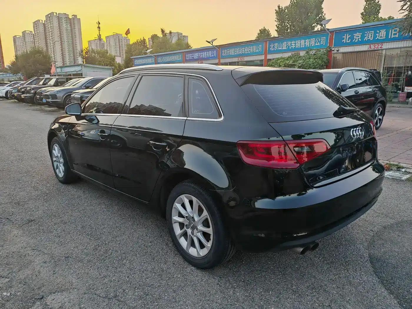 Audi A3 2015 Sportback 35 TFSI Millionth Anniversary Comfort Edition — миниатюра 9