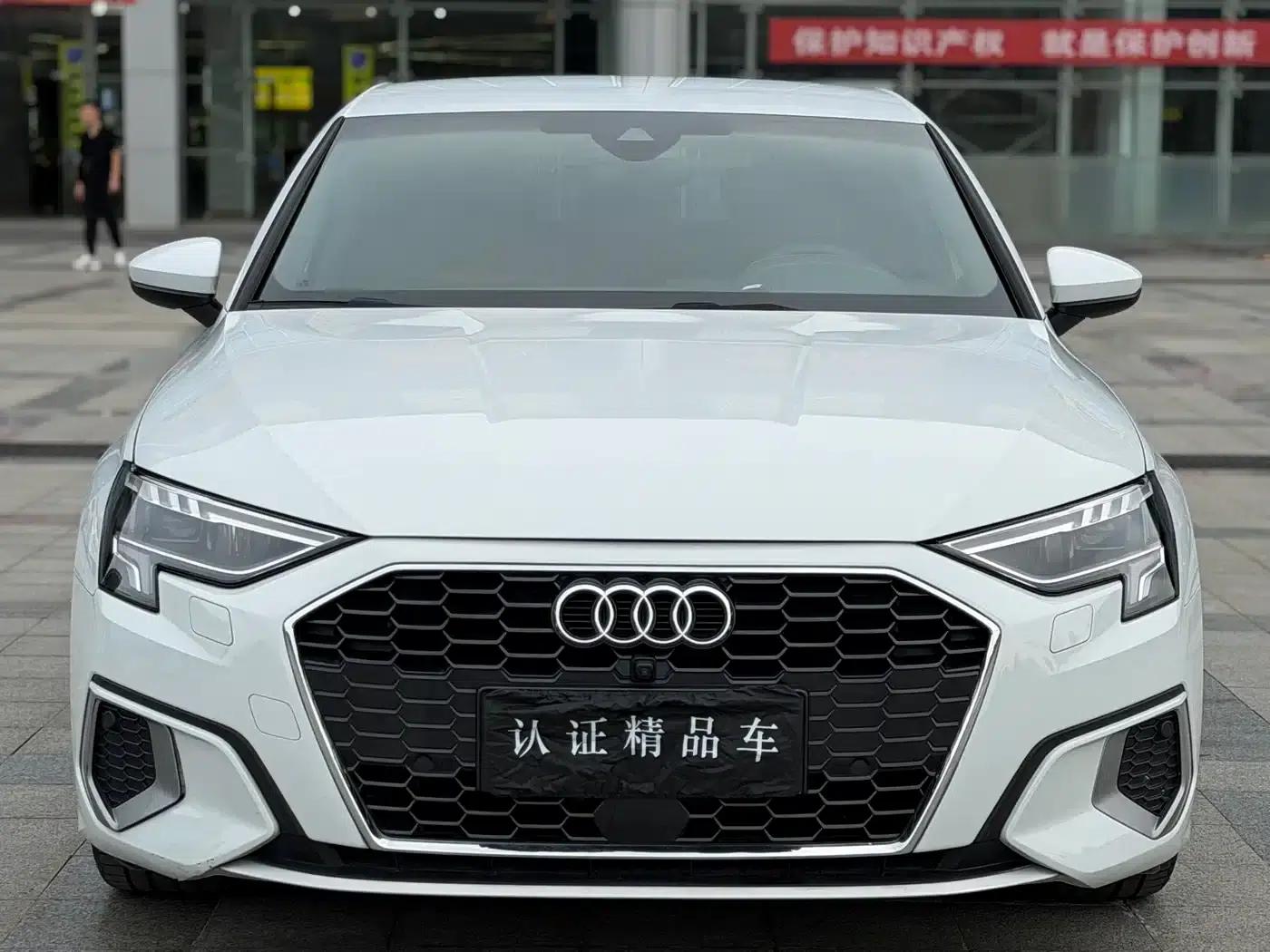 Audi A3 2021 Sportback 35 TFSI Progressive Elegance — миниатюра 2