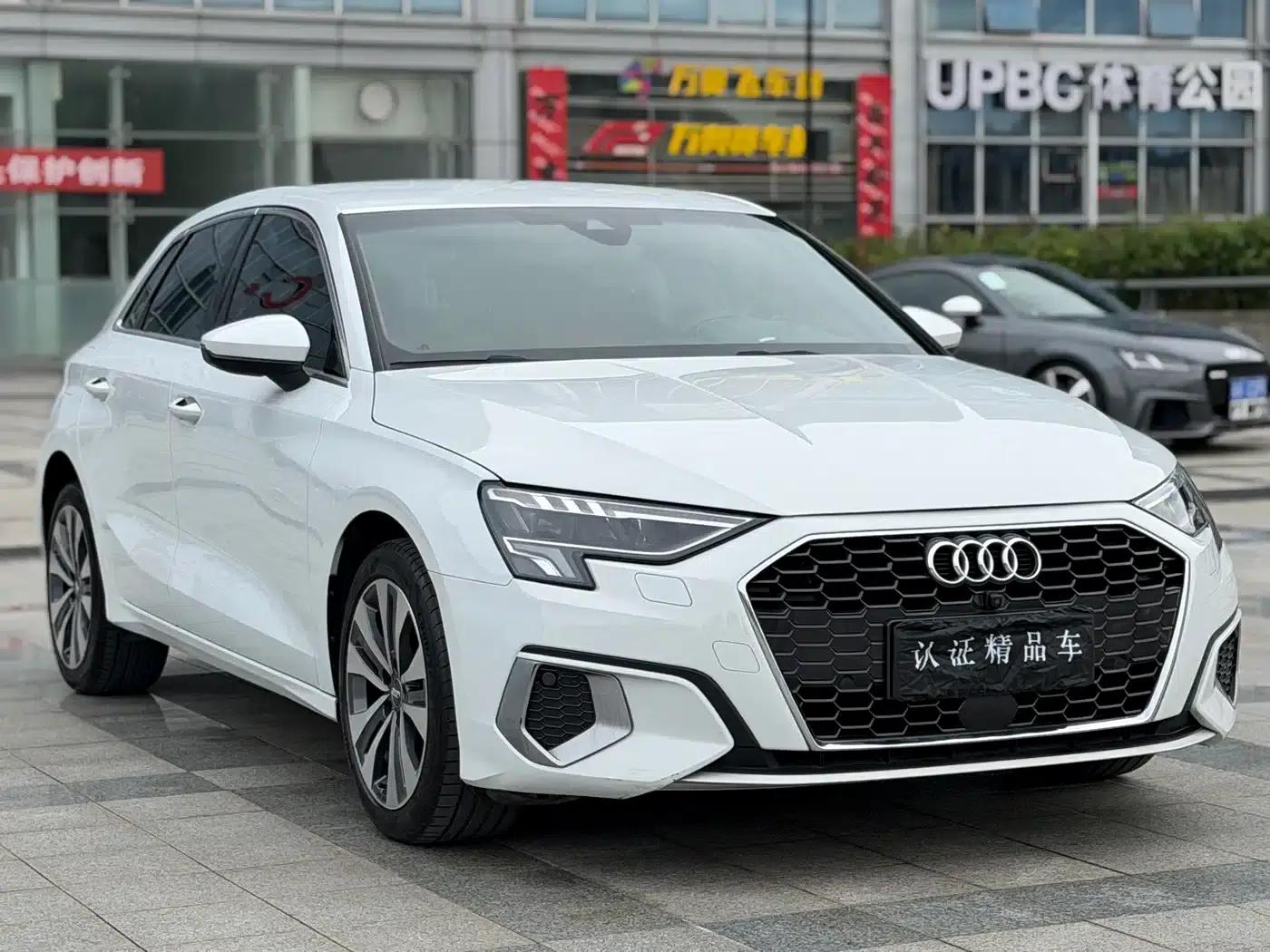 Audi A3 2021 Sportback 35 TFSI Progressive Elegance — миниатюра 3