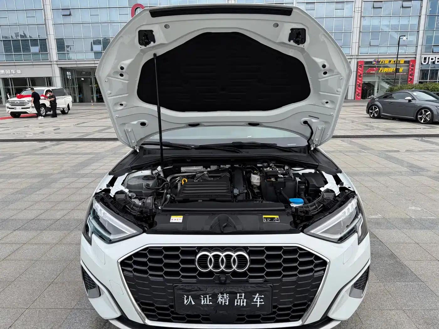 Audi A3 2021 Sportback 35 TFSI Progressive Elegance — миниатюра 27