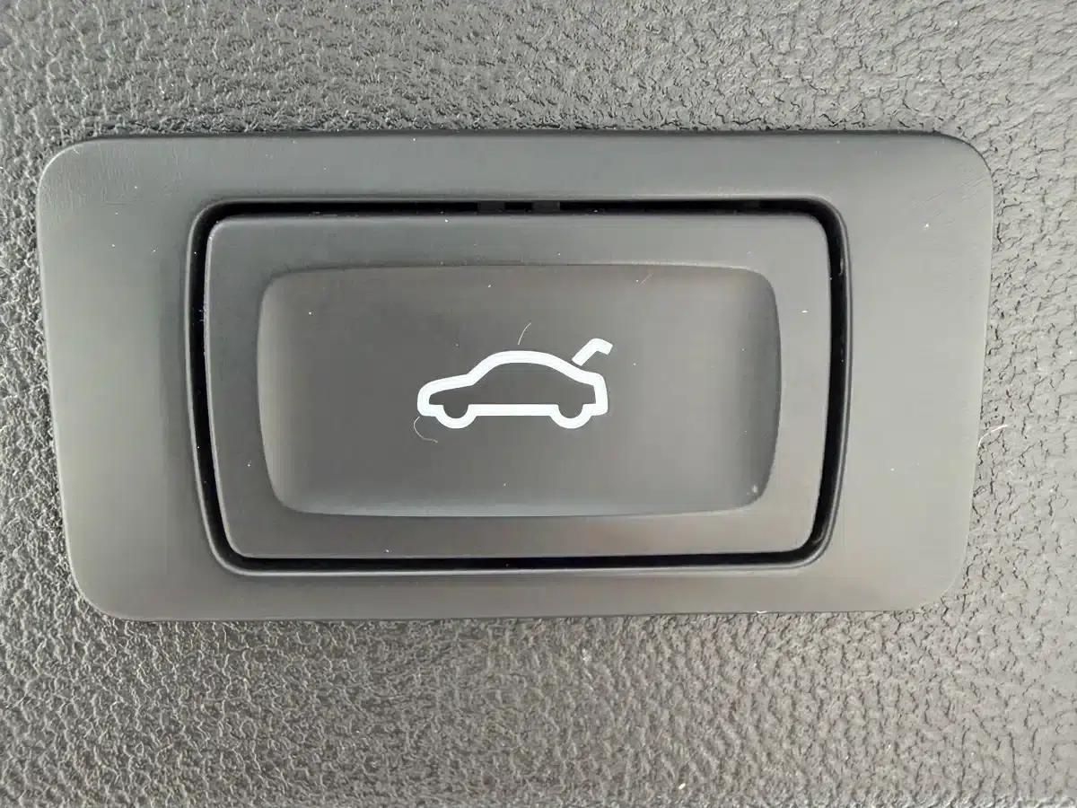 Audi A3 2021 Sportback 35 TFSI Progressive Elegance — миниатюра 9