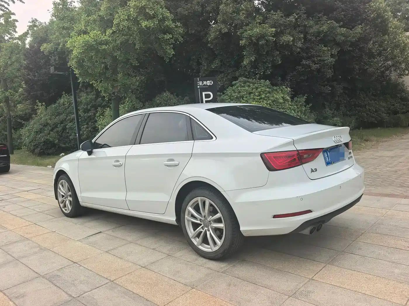 Audi A3 2014 Limousine 35 TFSI Automatic Comfort — миниатюра 14