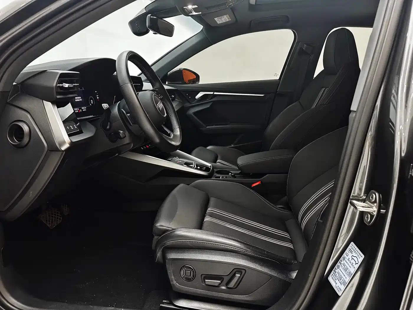 Audi A3 2023 Facelift A3L Limousine 35 TFSI Sporty Edition — миниатюра 21
