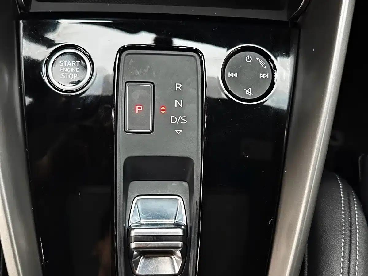 Audi A3 2023 Facelift A3L Limousine 35 TFSI Sporty Edition — миниатюра 10