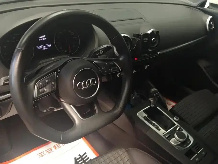 Audi A3 2018 30th Anniversary Edition Sportback 35 TFSI — миниатюра 12