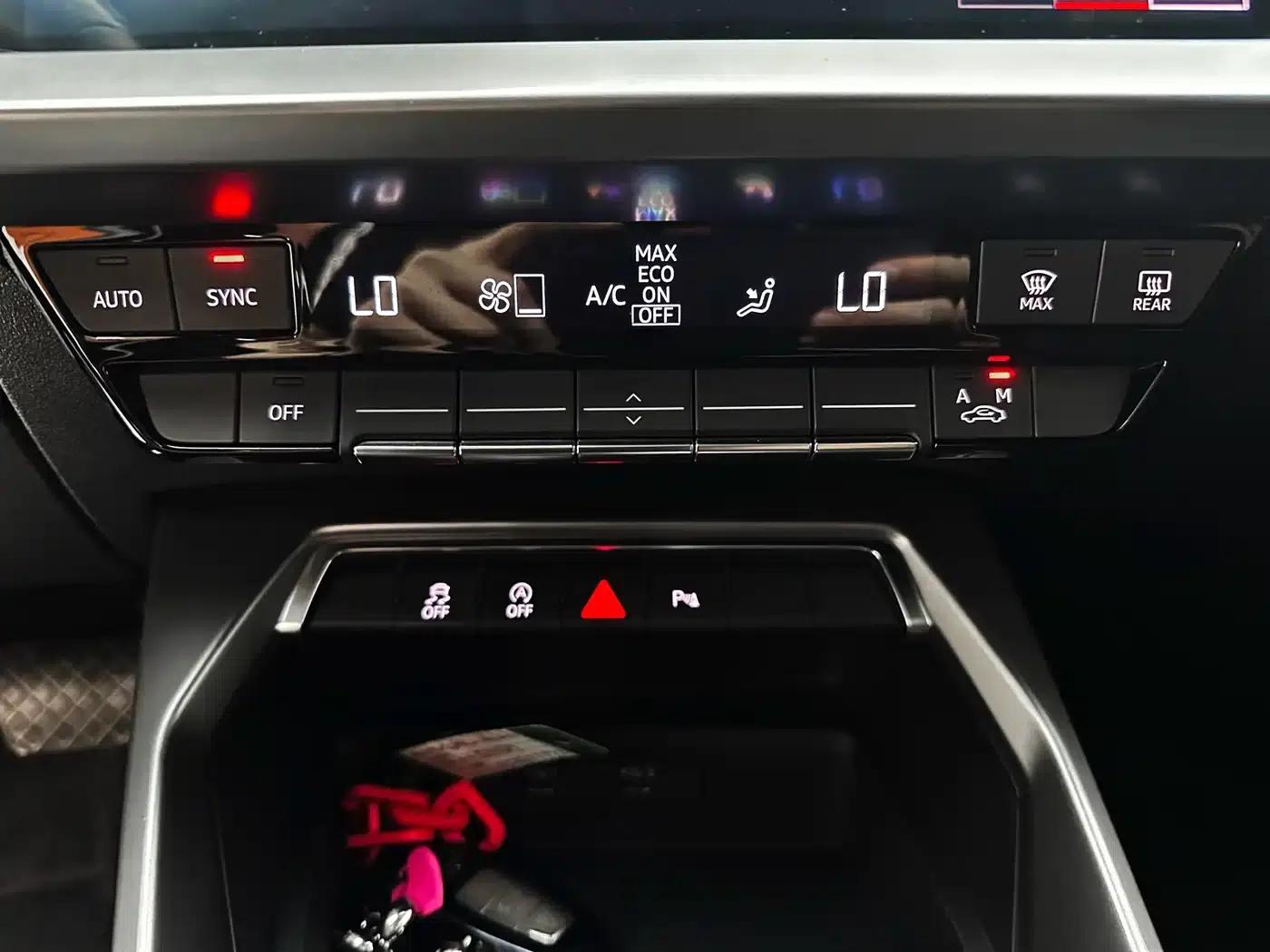Audi A3 2023 Facelift A3L Limousine 35 TFSI Sporty Edition — миниатюра 15