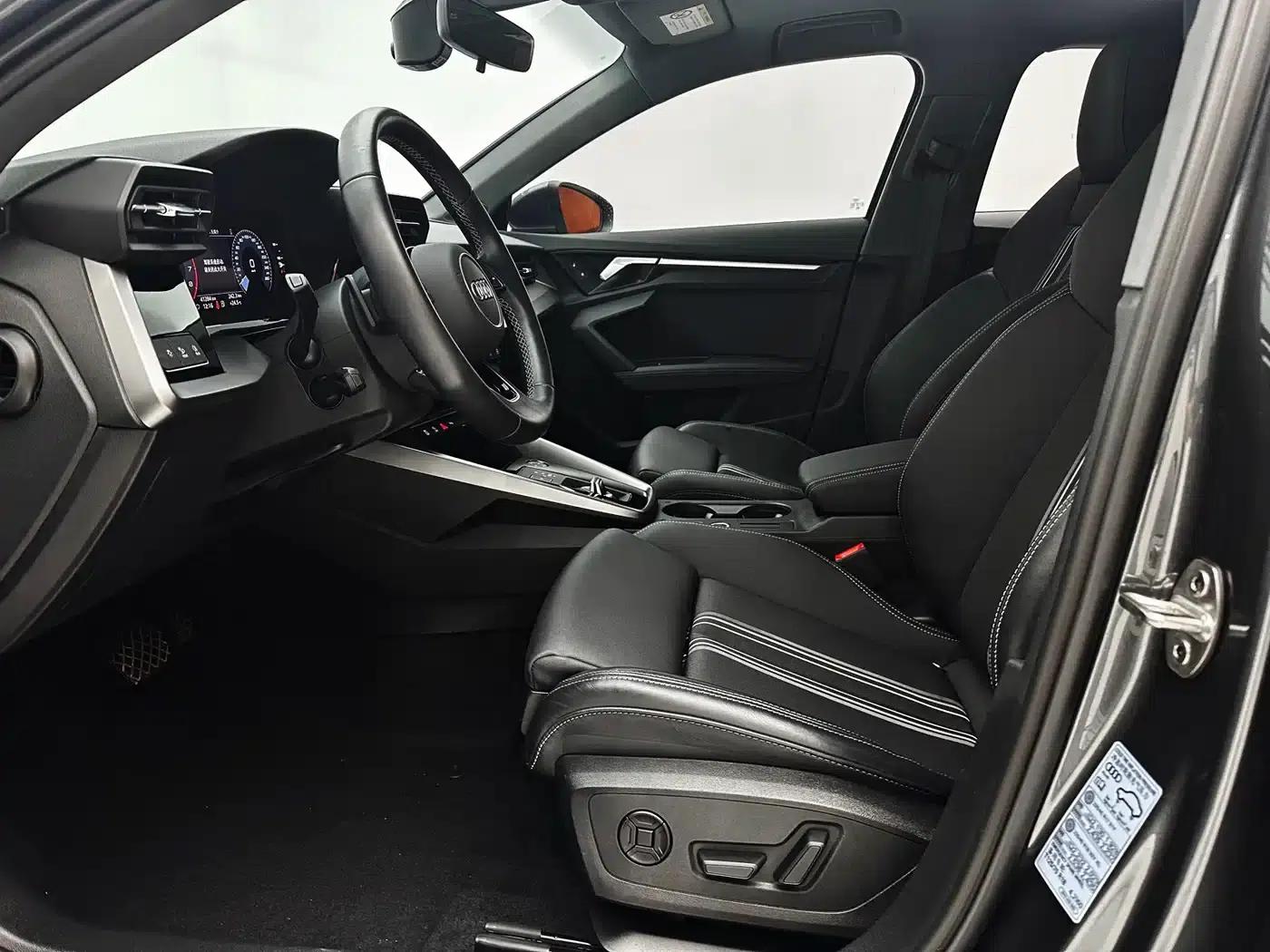 Audi A3 2023 Facelift A3L Limousine 35 TFSI Sporty Edition — миниатюра 21