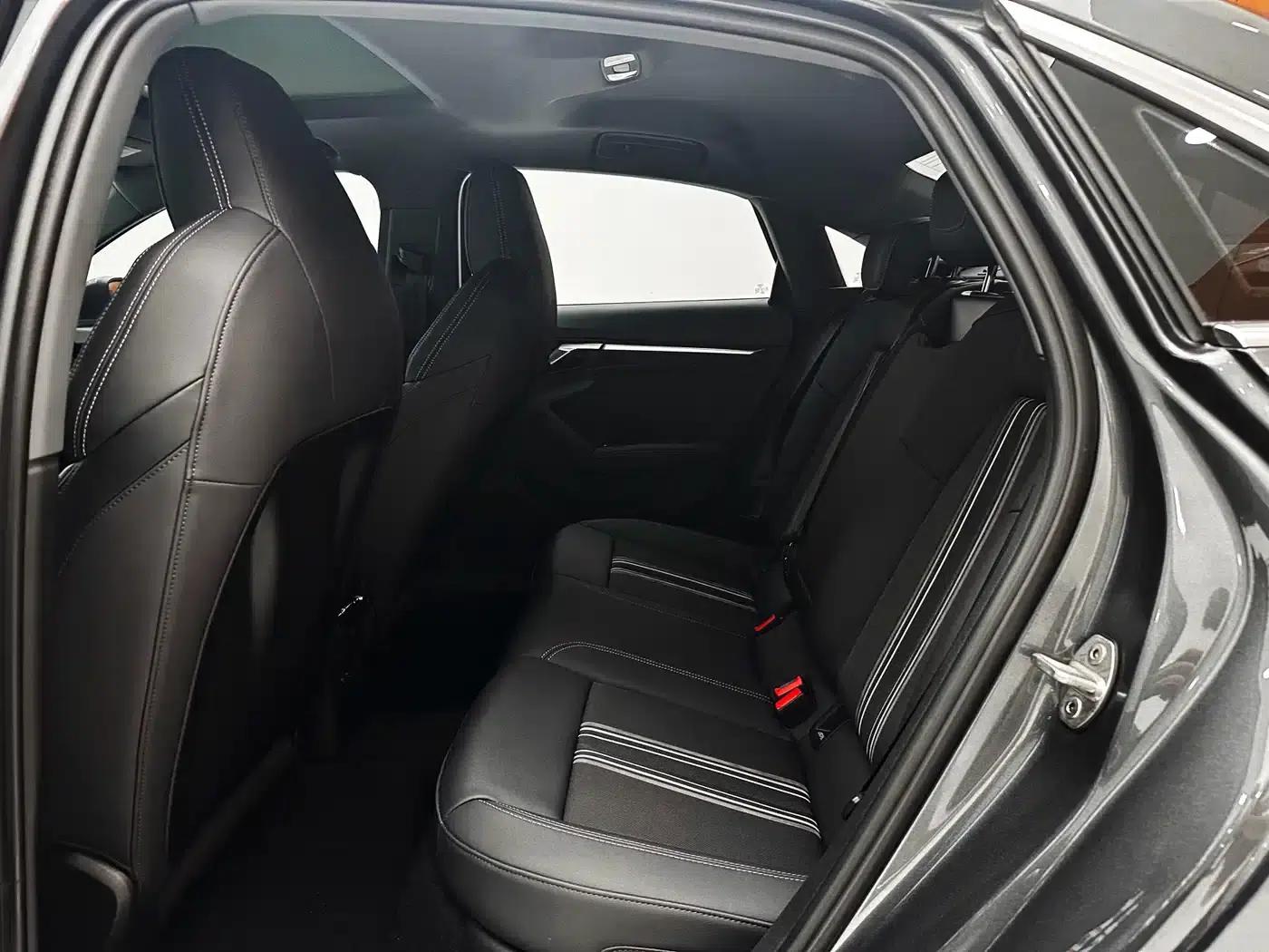 Audi A3 2023 Facelift A3L Limousine 35 TFSI Sporty Edition — миниатюра 22