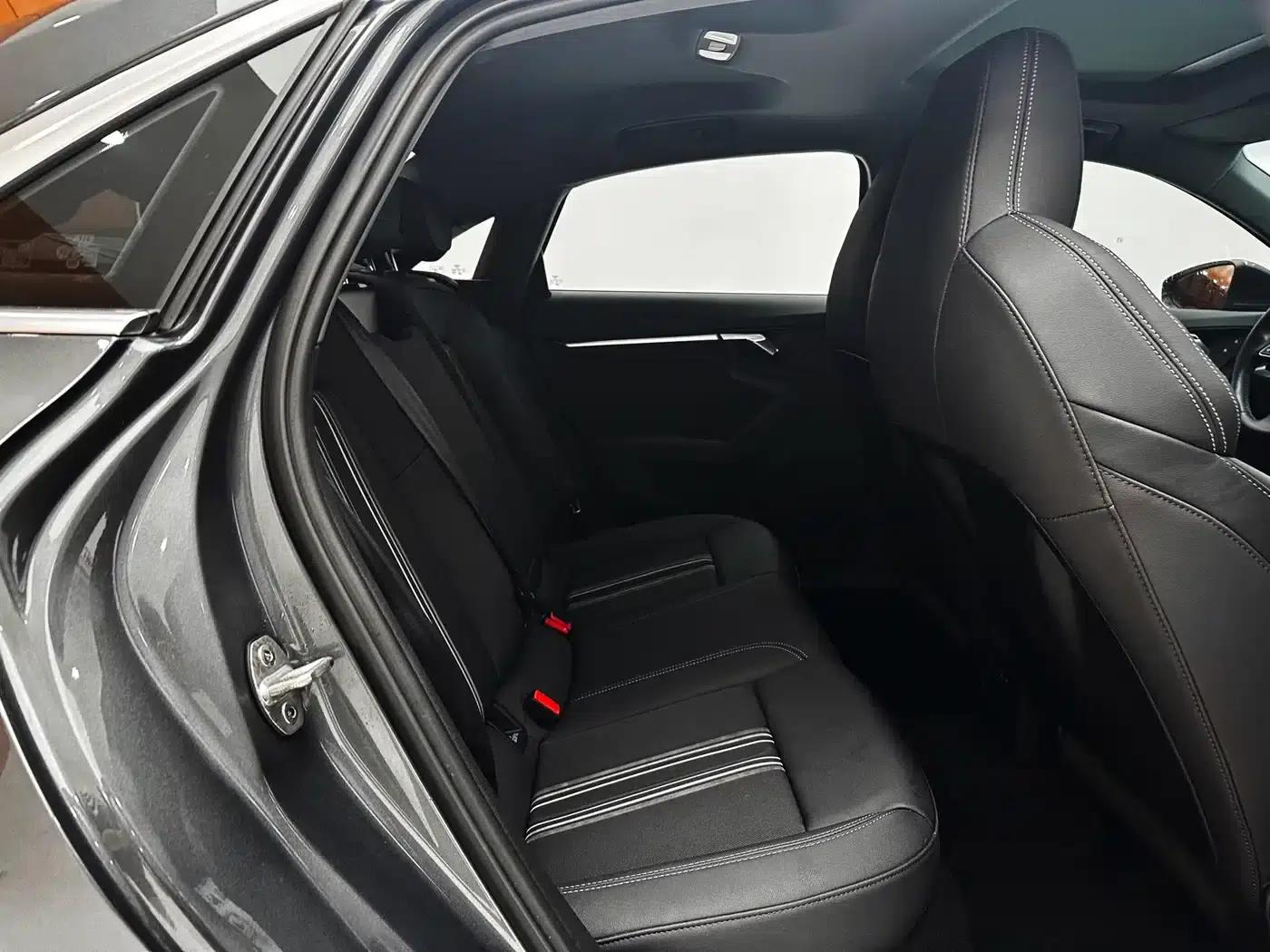 Audi A3 2023 Facelift A3L Limousine 35 TFSI Sporty Edition — миниатюра 23