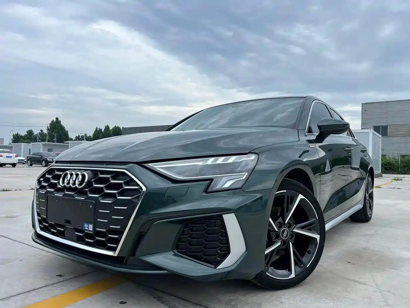 Audi A3 2023 Sportback 35 TFSI Fashion Sport — миниатюра 1