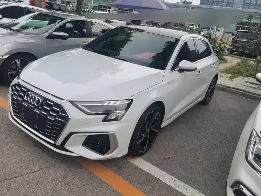 Audi A3 2021 Sportback 35 TFSI Fashion Sport — миниатюра 1