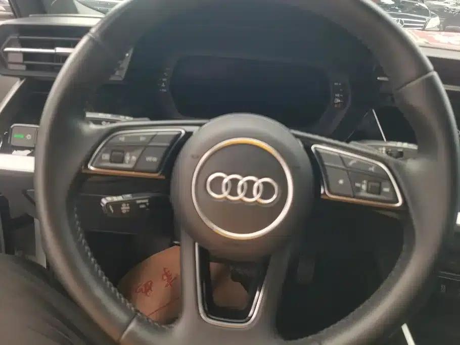 Audi A3 2021 Sportback 35 TFSI Fashion Sport — миниатюра 15