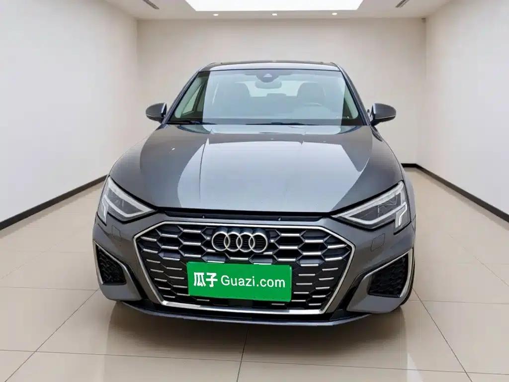 Audi A3 2021 Sportback 35 TFSI Fashion Sport — миниатюра 2