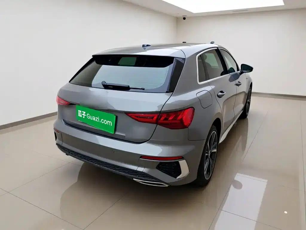 Audi A3 2021 Sportback 35 TFSI Fashion Sport — миниатюра 4
