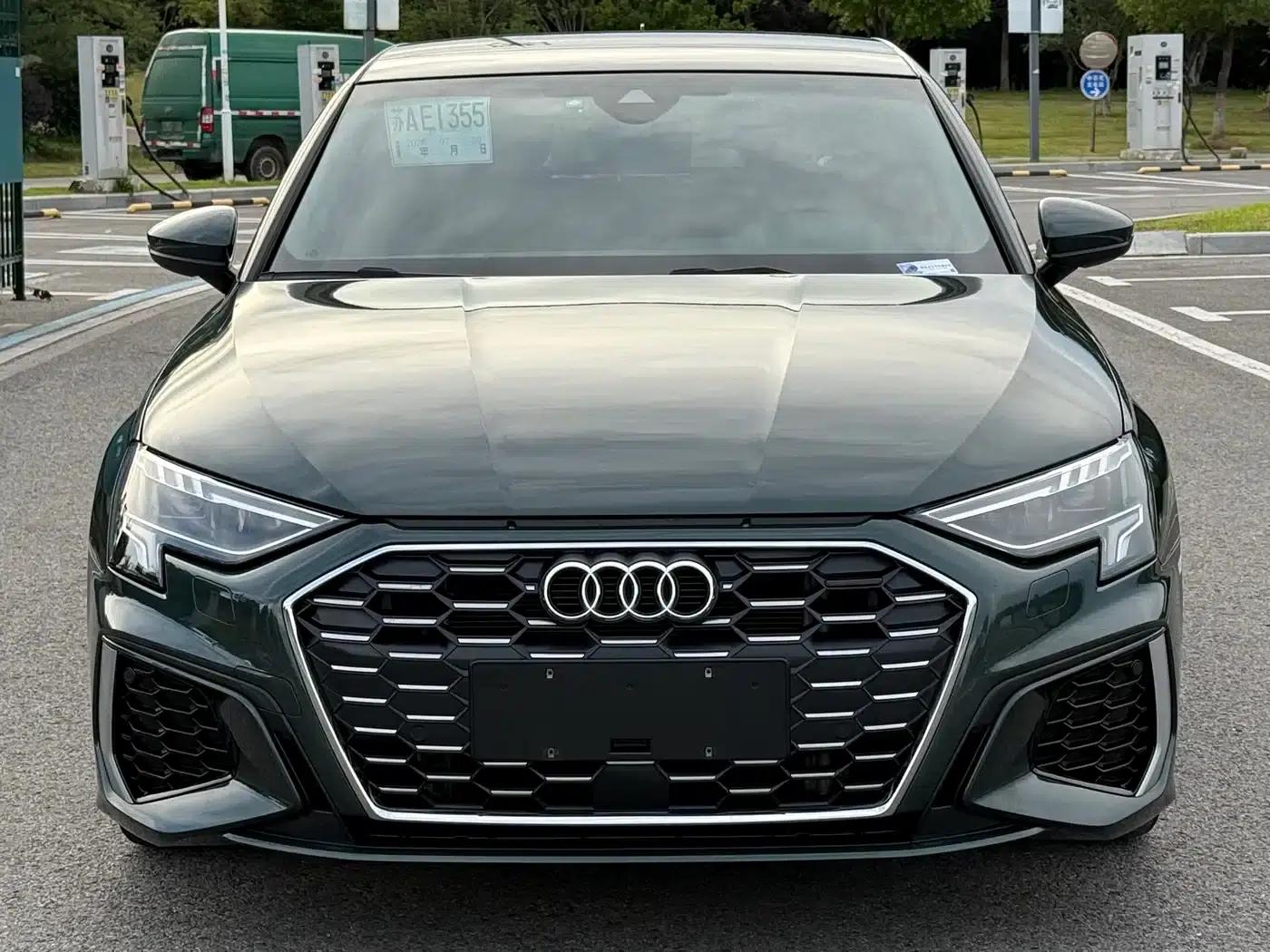 Audi A3 2023 Facelift Sportback 35 TFSI Fashion Sporty Model — миниатюра 2