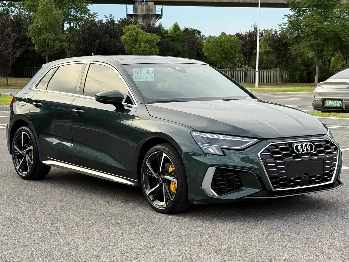Audi A3 2023 Facelift Sportback 35 TFSI Fashion Sporty Model — миниатюра 3