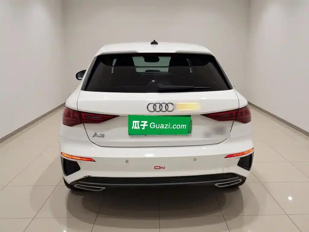 Audi A3 2023 Facelift Sportback 35 TFSI Fashion Sporty Model — миниатюра 3