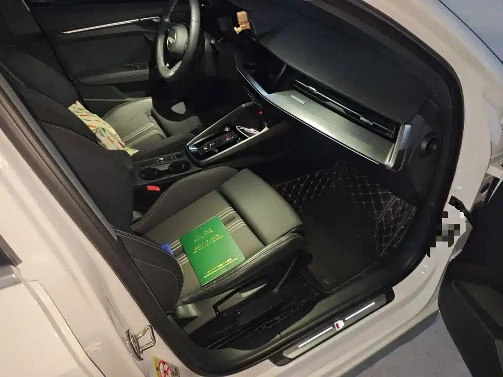 Audi A3 2023 Facelift Sportback 35 TFSI Fashion Sporty Model — миниатюра 21