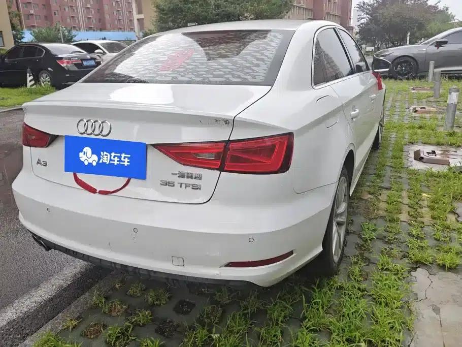 Audi A3 2015 Limousine 35 TFSI Millionth Anniversary Comfort Edition — миниатюра 3