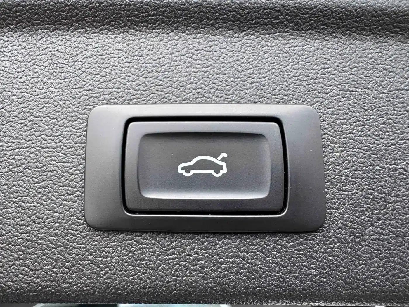 Audi A3 2021 Sportback 35 TFSI Luxury Elegance — миниатюра 23
