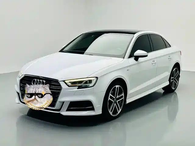 Audi A3 2018 30th Anniversary Edition Limousine 35 TFSI Sport — миниатюра 1