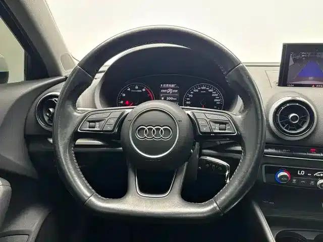 Audi A3 2018 30th Anniversary Edition Limousine 35 TFSI Sport — миниатюра 6