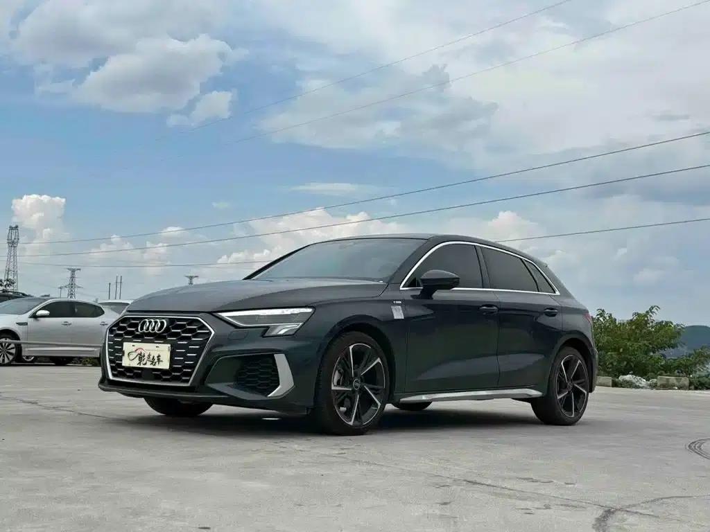 Audi A3 2022 Sportback 35 TFSI Fashion Sport — миниатюра 1