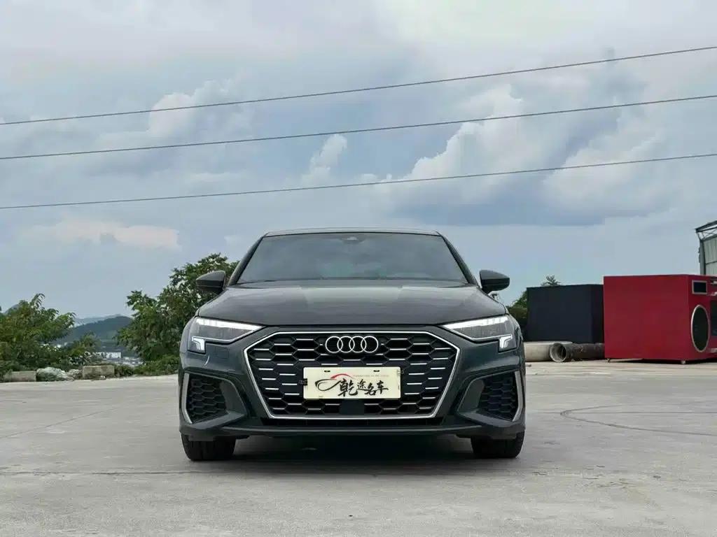 Audi A3 2022 Sportback 35 TFSI Fashion Sport — миниатюра 2