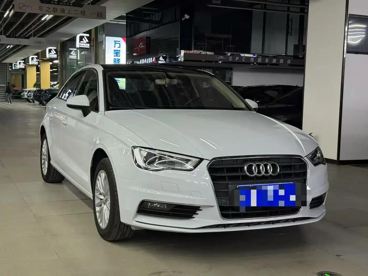 Audi A3 2014 Limousine 35 TFSI Automatic Fashion Edition — миниатюра 2