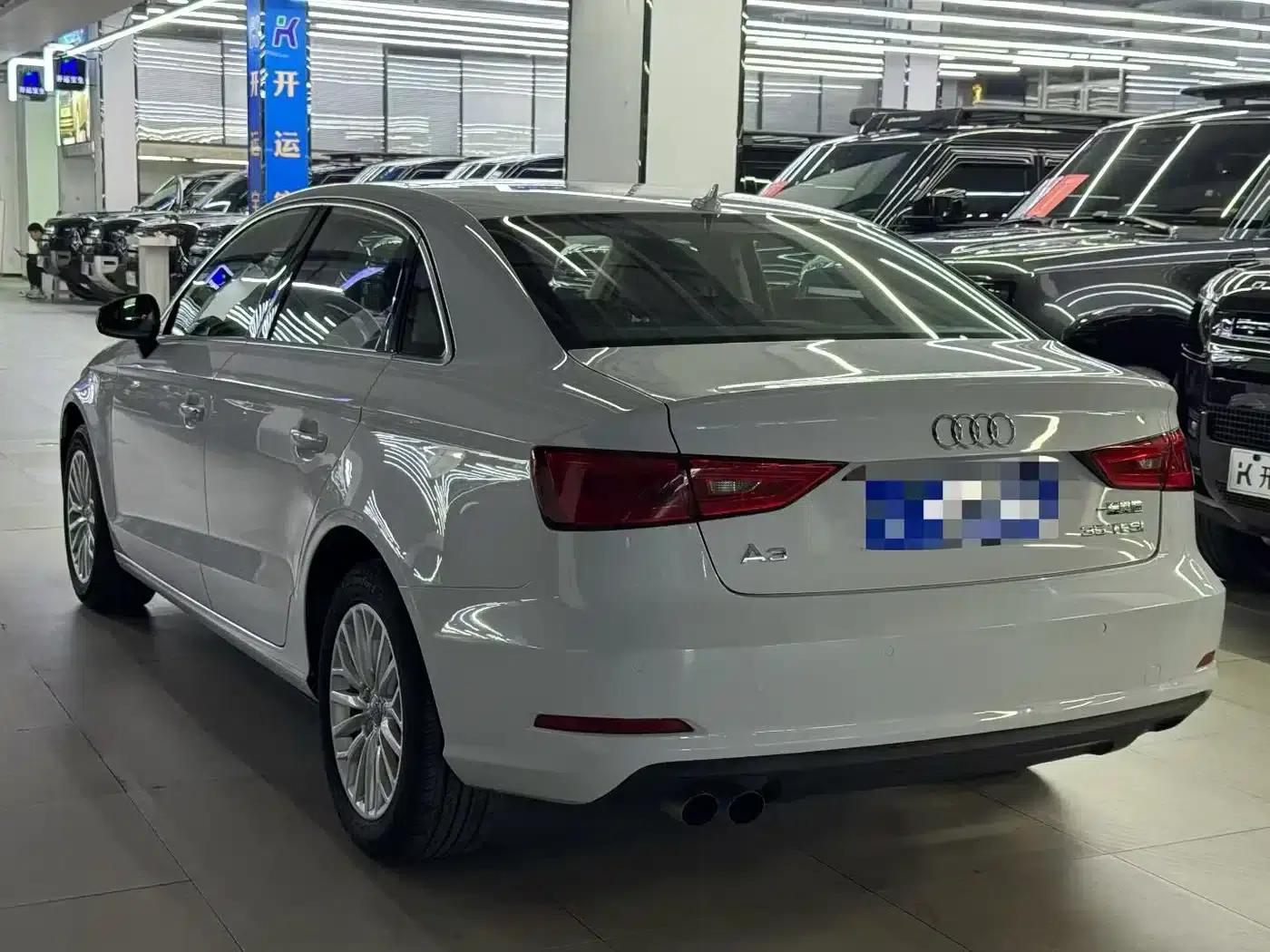 Audi A3 2014 Limousine 35 TFSI Automatic Fashion Edition — миниатюра 5