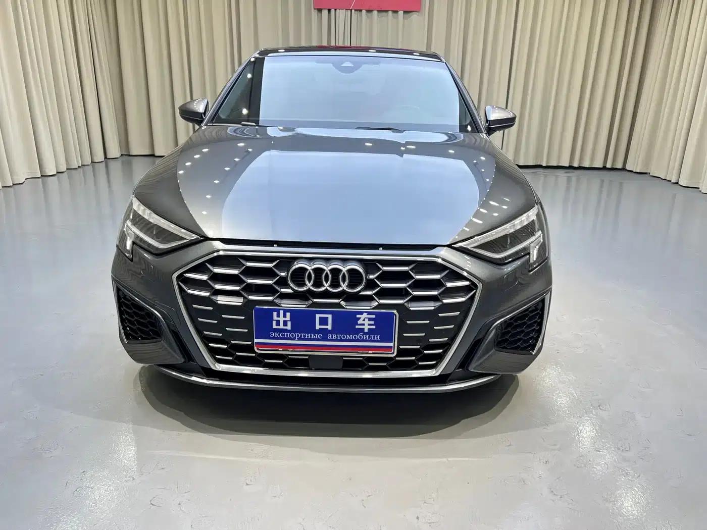 Audi A3 2023 Sportback 35 TFSI Fashion Sport — миниатюра 2
