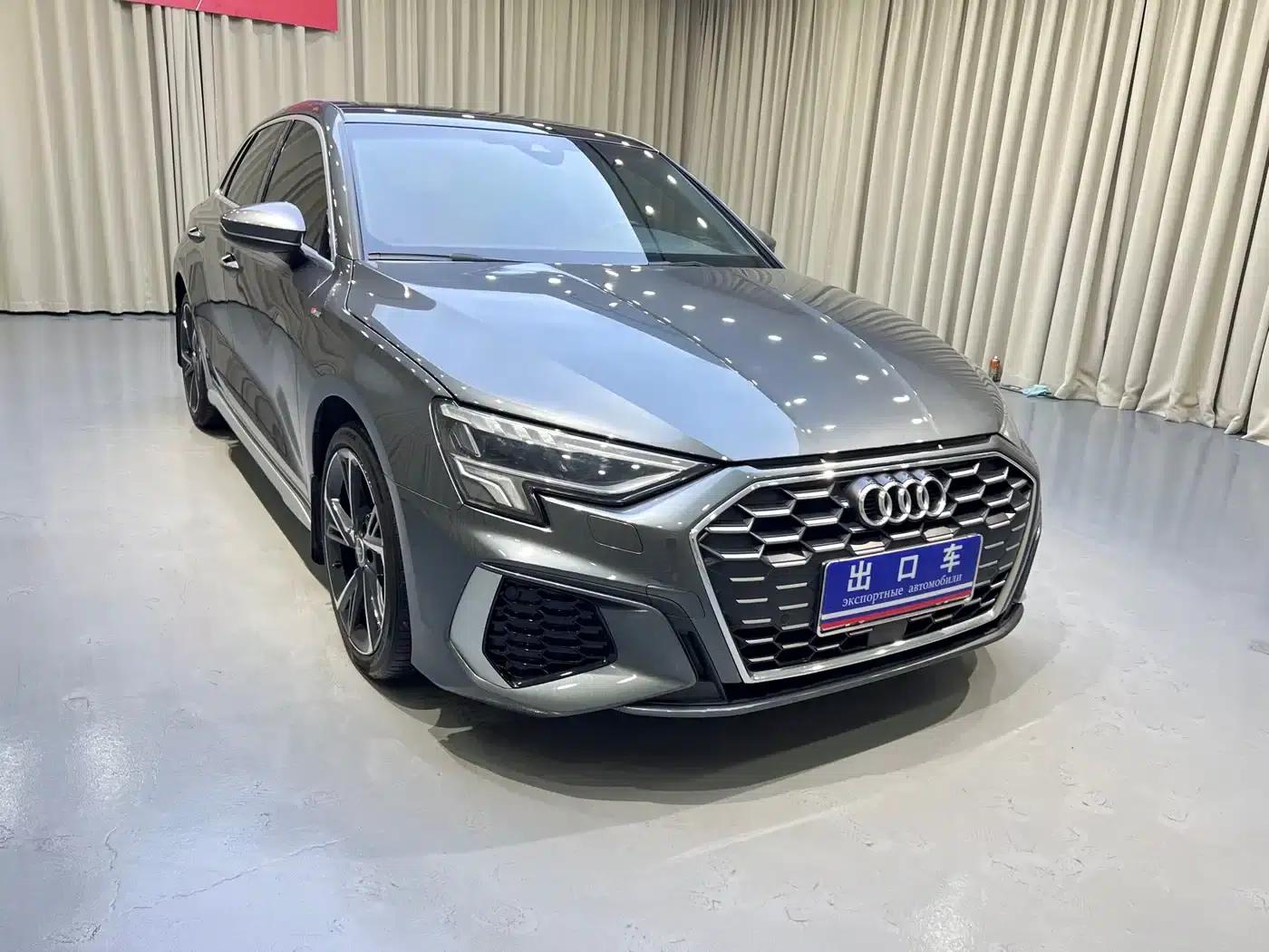Audi A3 2023 Sportback 35 TFSI Fashion Sport — миниатюра 3
