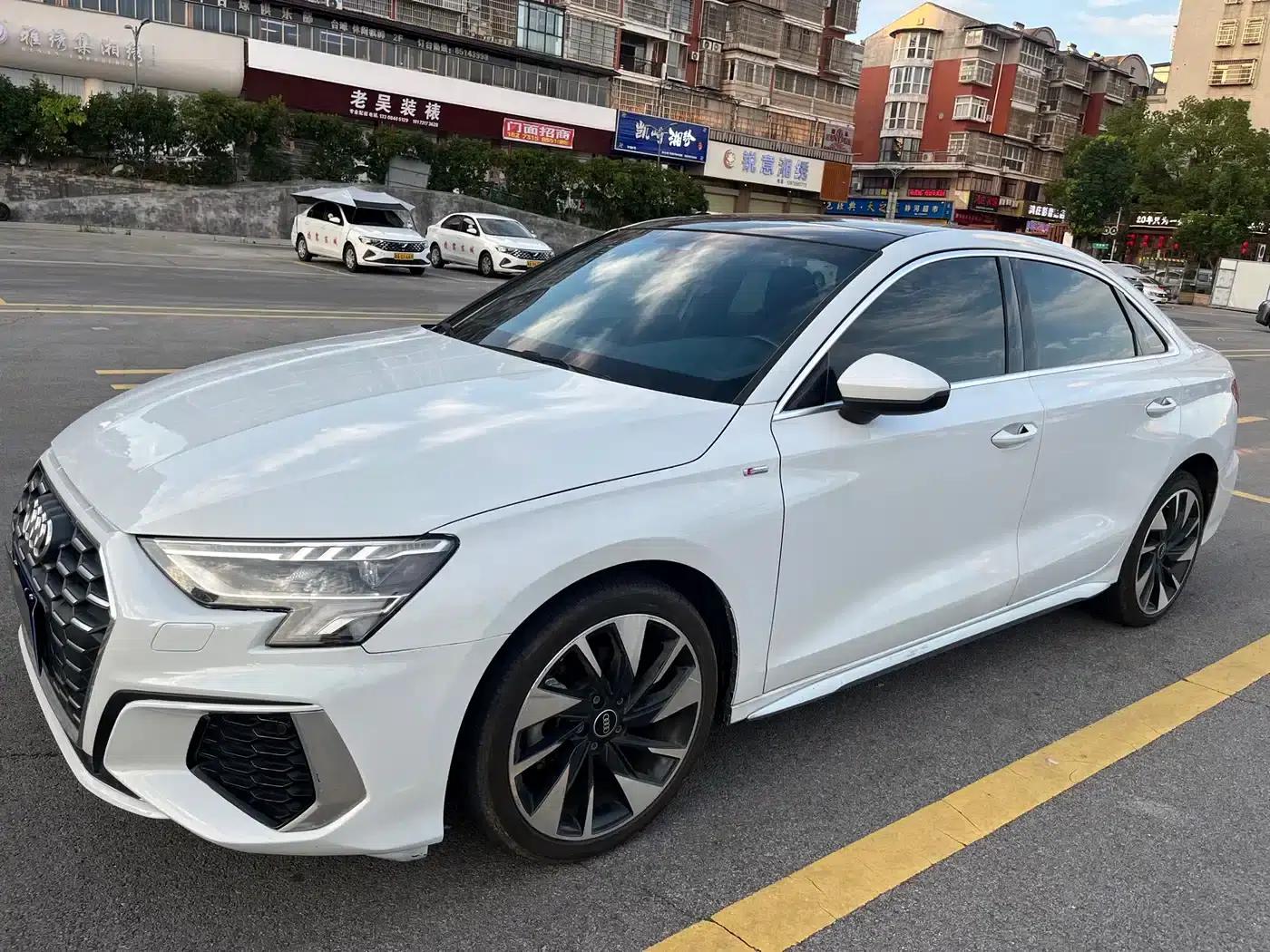 2022 Audi A3 A3L Limousine 35 TFSI Fashion Sport — миниатюра 3