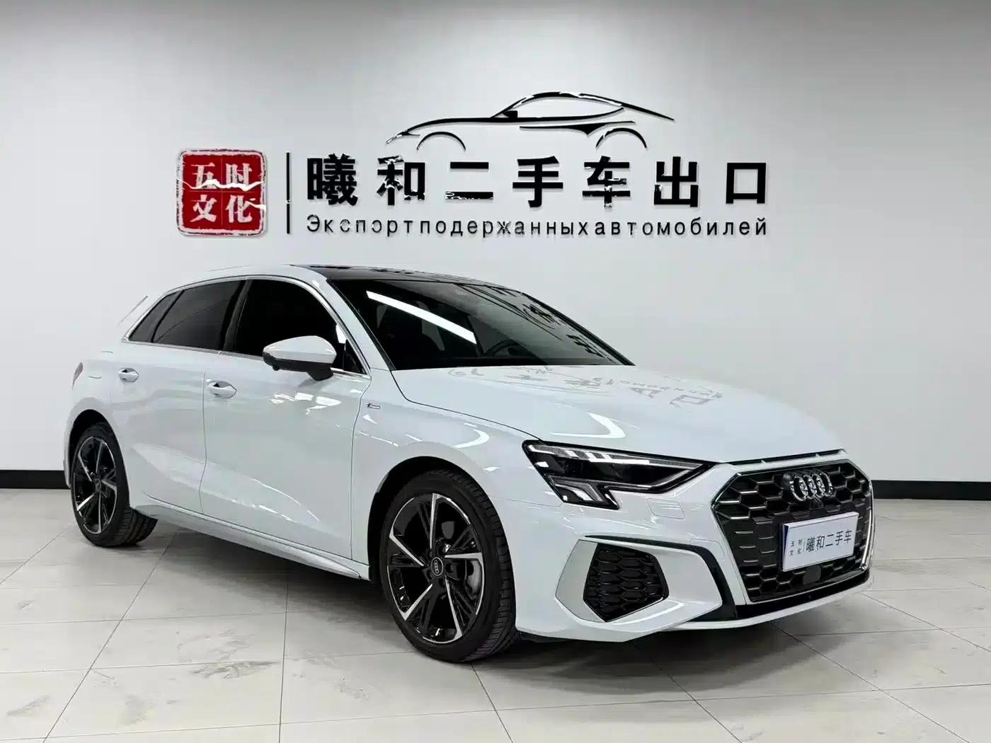 Audi A3 2022 Sportback 35 TFSI Fashion Sport — миниатюра 3