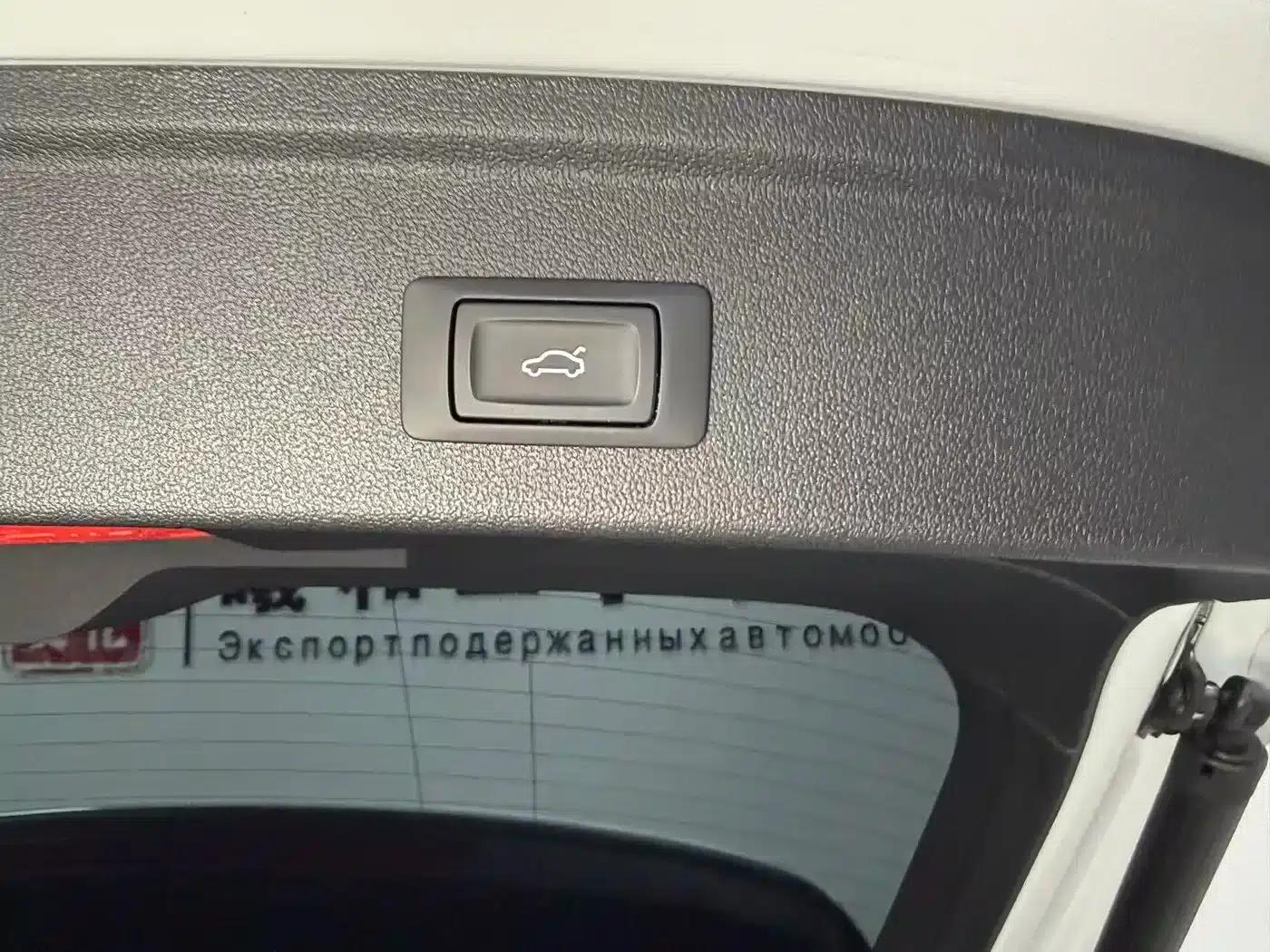 Audi A3 2022 Sportback 35 TFSI Fashion Sport — миниатюра 21