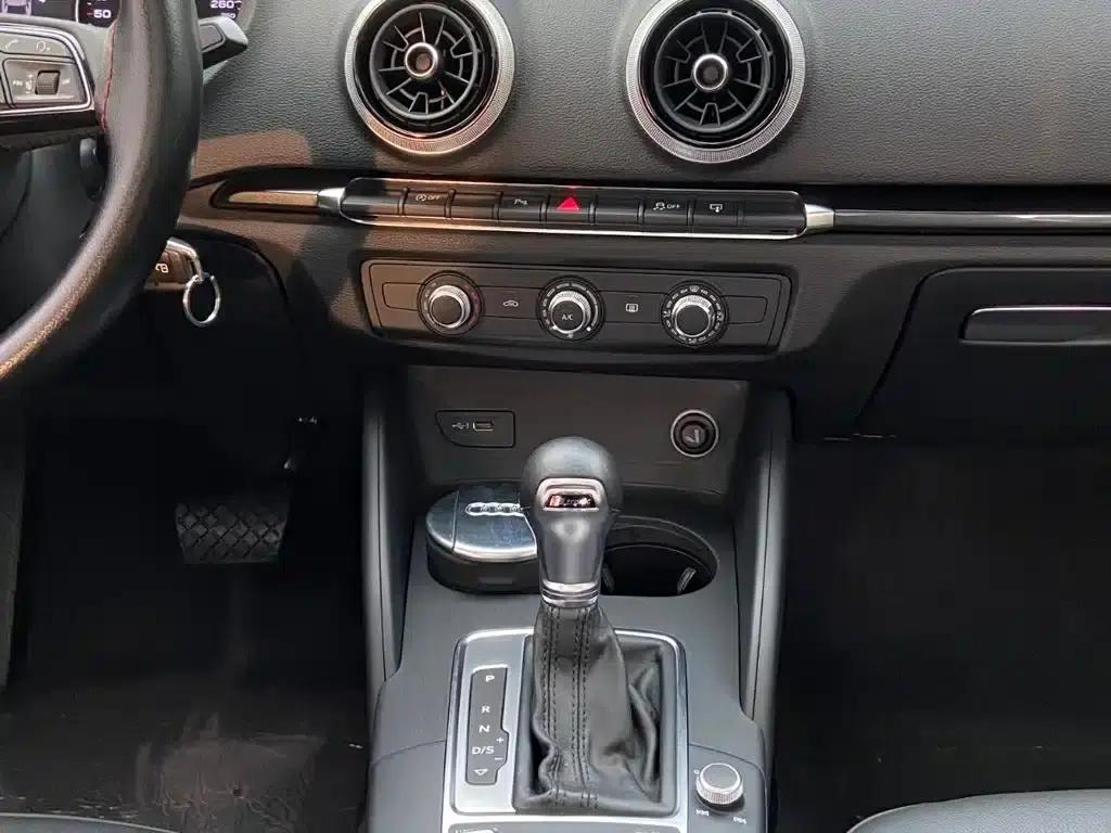 Audi A3 2017 Limousine 35 TFSI Fashion Edition — миниатюра 11
