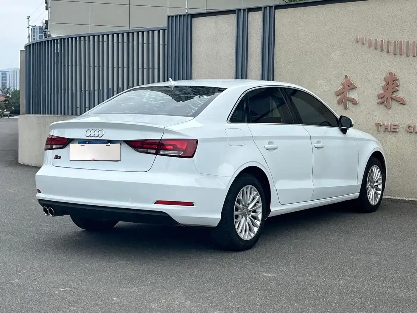 Audi A3 2016 Limousine 35 TFSI Progressive — миниатюра 5
