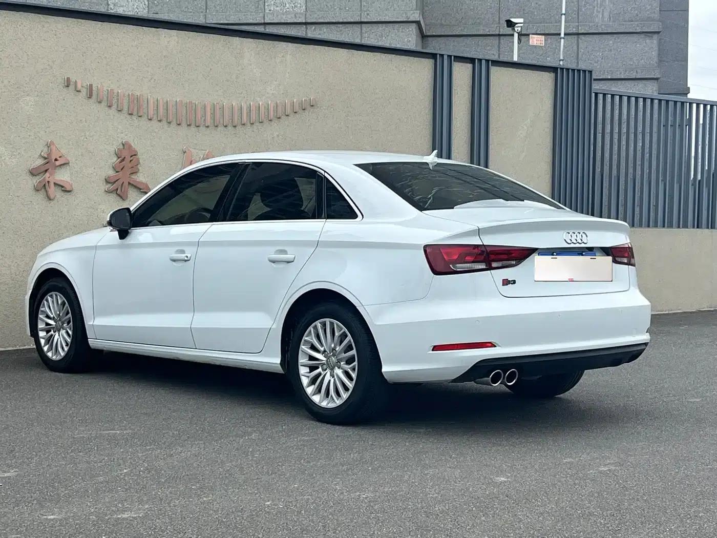 Audi A3 2016 Limousine 35 TFSI Progressive — миниатюра 6