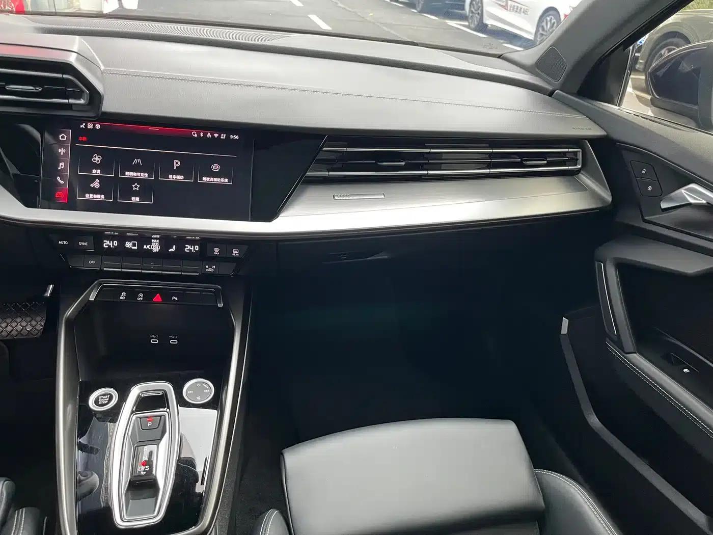Audi A3 2026 Sportback 35TFSI Flying Spur Luxury Edition — миниатюра 13