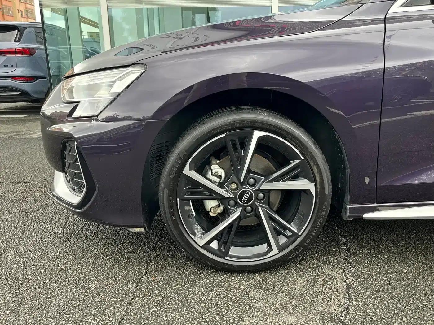 Audi A3 2026 Sportback 35TFSI Flying Spur Luxury Edition — миниатюра 3