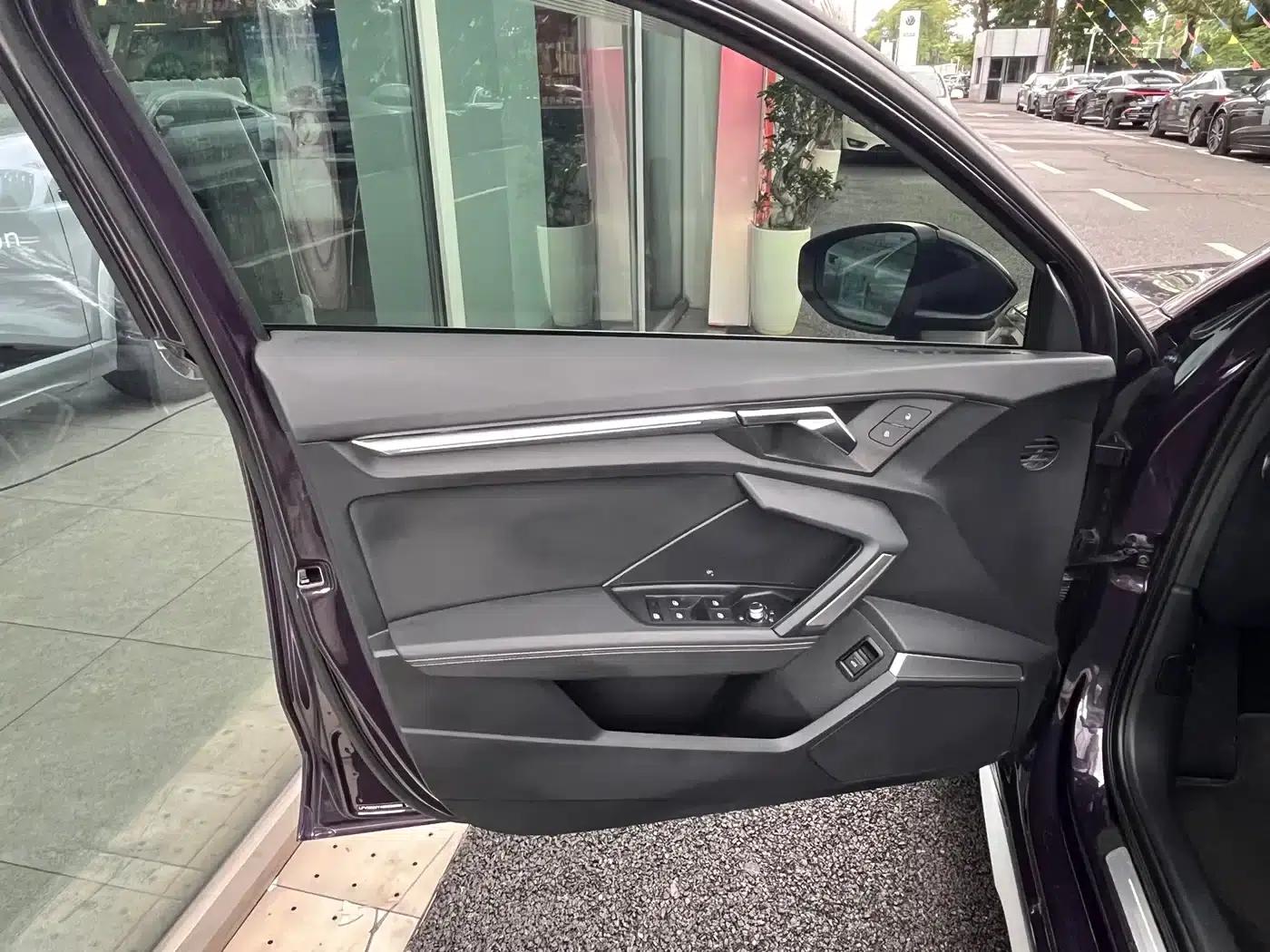 Audi A3 2026 Sportback 35TFSI Flying Spur Luxury Edition — миниатюра 7