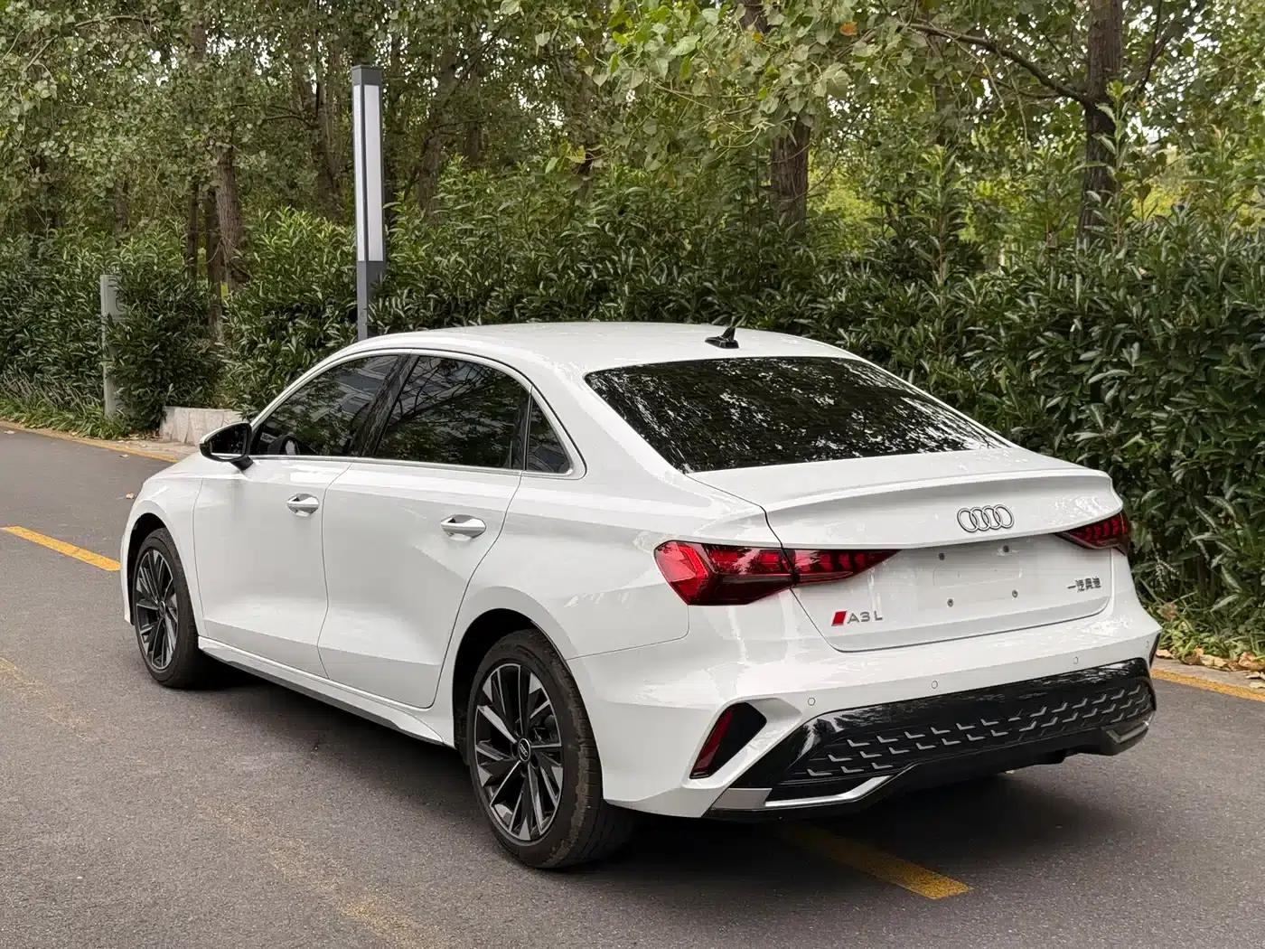 Audi A3 2025 A3L Limousine 35TFSI Flying Spur Enjoyment Edition — миниатюра 4