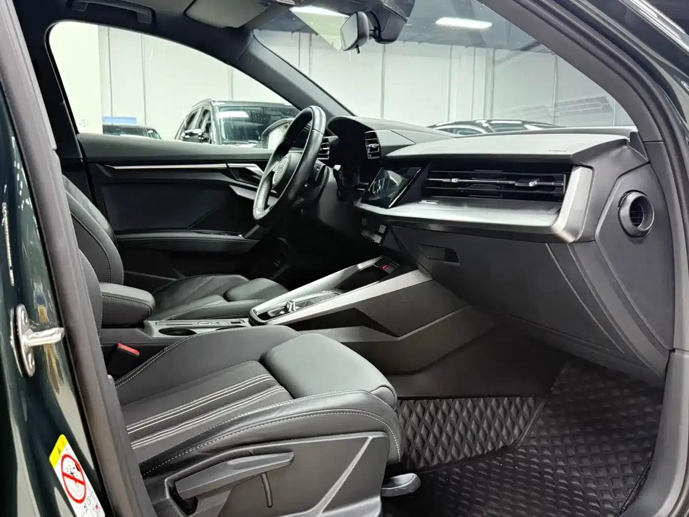 Audi A3 2023 Sportback 35 TFSI Fashion Sport — миниатюра 18
