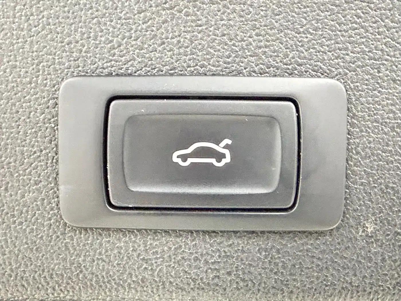 Audi A3 2023 Sportback 35 TFSI Fashion Sport — миниатюра 20