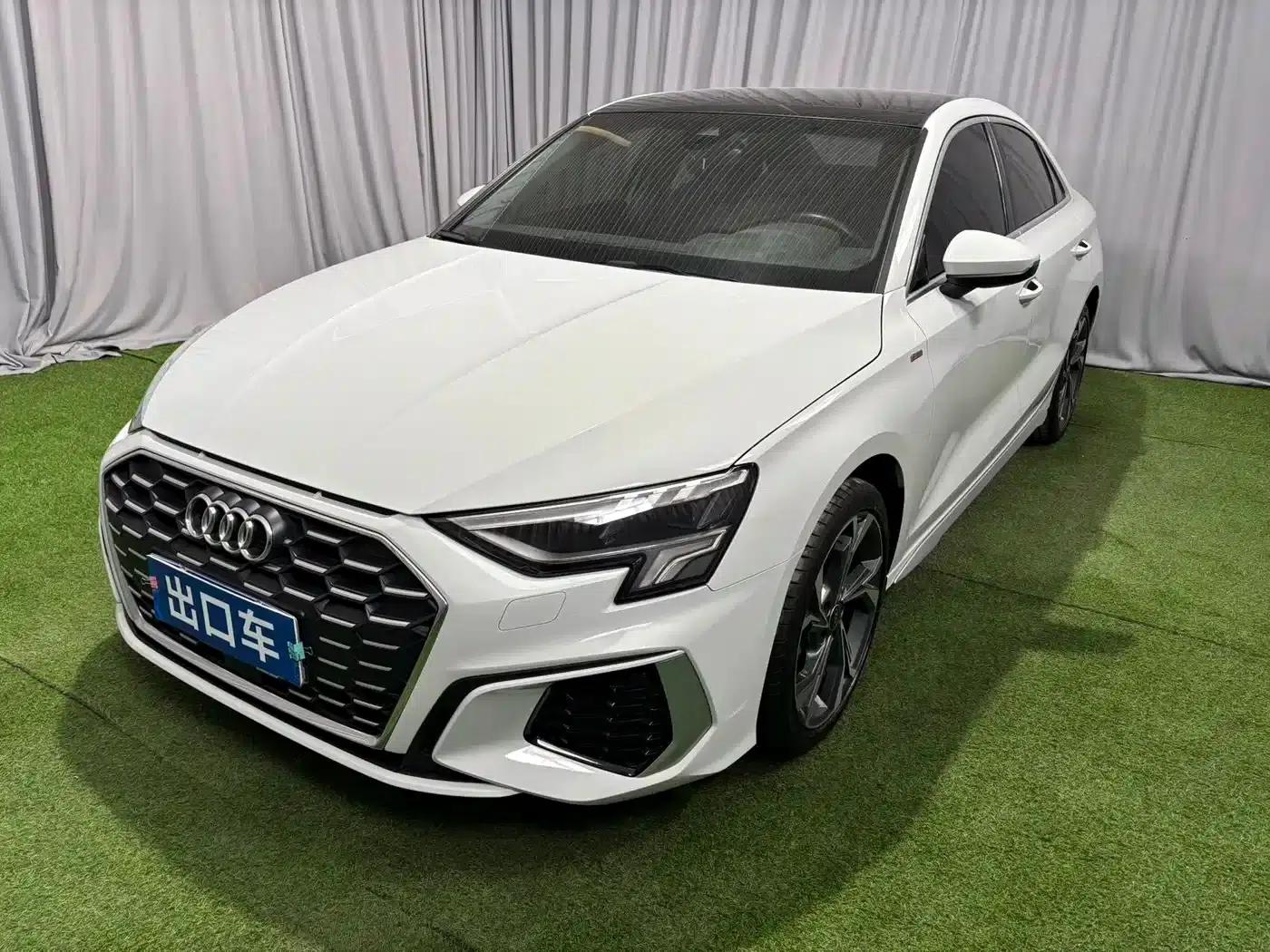 2022 Audi A3 A3L Limousine 35 TFSI Luxury Sport — миниатюра 1